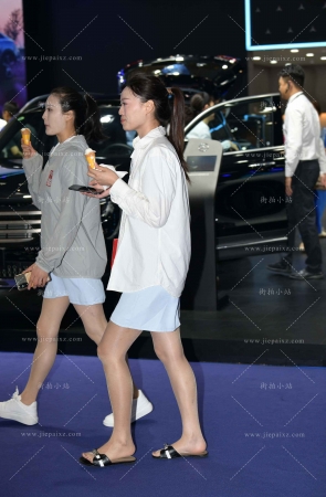 极品薄丝礼仪姐妹 [19P]