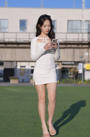 一始街拍作品  白裙女子 [637P-13.0GB] 