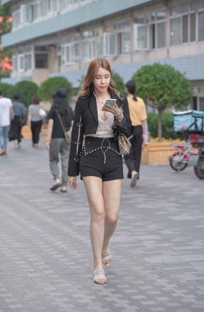 美腿小姐姐