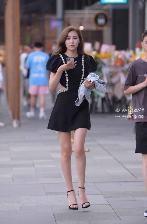 21723-12+52/美腿小姐姐 3P