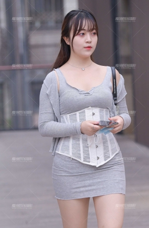 韵味丰腴的女人