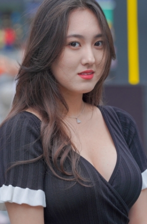 很有韵味的女孩儿