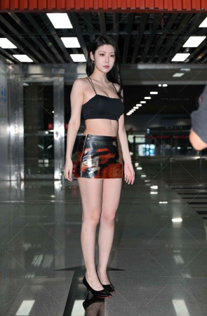 美腿超短裙性感美女