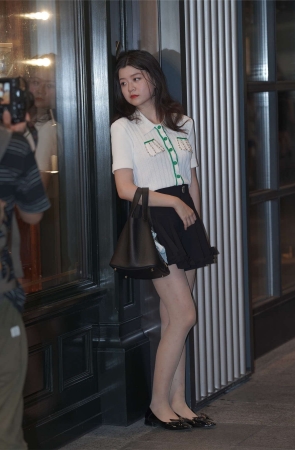 小香风黑白搭配