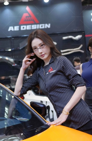 网红车模--小袁宝 【图片➕视频】