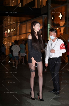 包臀短裙黑丝-菲菲  [21P]