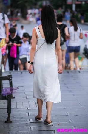 李欢原创--------长裙，丰满清透（15P）