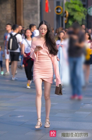 夕阳下de短裙美女MJ754[1.65G]