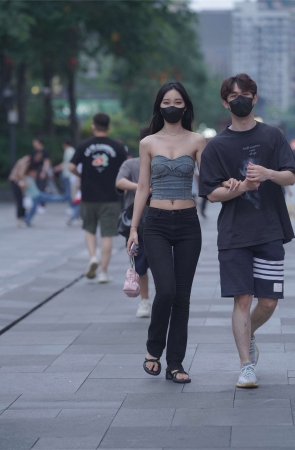 令人羡慕的帅哥美女