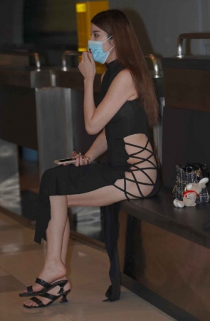 精选街拍作品 NO.1695 kaine模拍作品 – 给黑夜[330P/496MB]