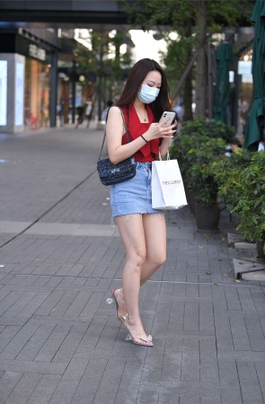 牛仔裙简单百搭