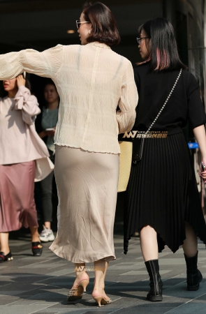 第1333篇&优雅裙装美女&