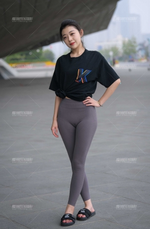 美丽的紫色紧身
