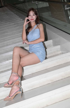 241018-62=95√包臀裙美腿俩闺蜜 13P