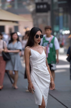 街拍时尚气质街拍美女