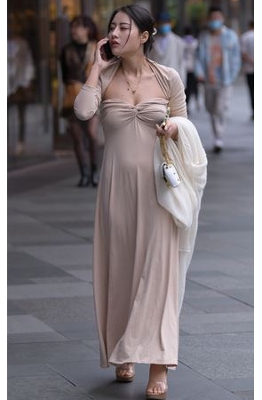 抹胸长裙美女(47P)