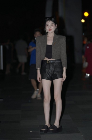 魅力皮短裤 [85P-1.12GB]