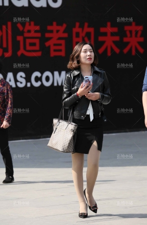 成熟性丝袜美妇