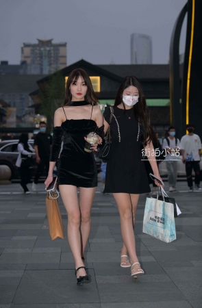美腿姐妹