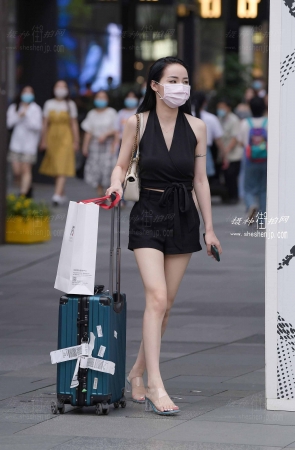 20710-18+48/美腿美足小姐姐 5P
