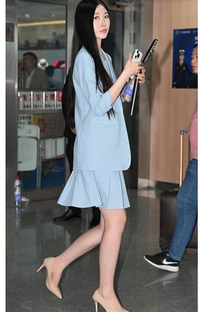 气质蓝裙美女(48P)