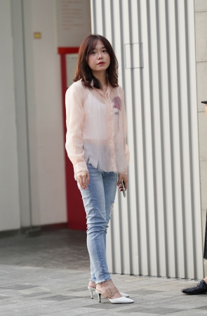 牛仔小妹