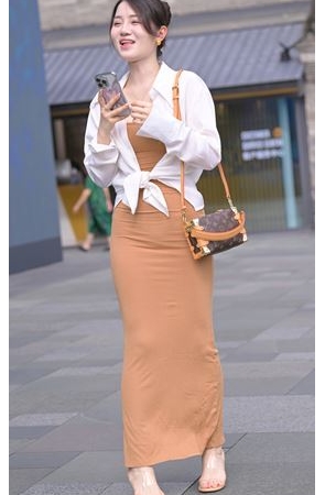 气质裹身裙美女(149P)