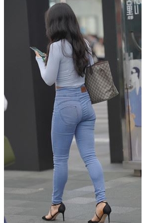 高腰牛仔裤妹子(105P)