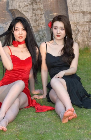 24612-7=49√赤脚仙女闺蜜 9P