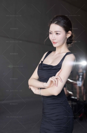 4.27 顶级敏敏外拍上篇 246P 12P