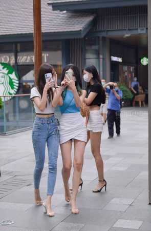 美女三姐妹