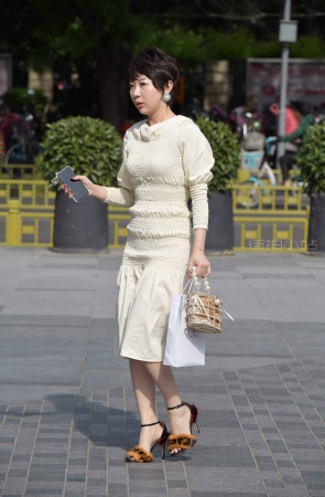短发s妇