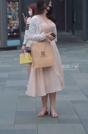 时尚美丽大方