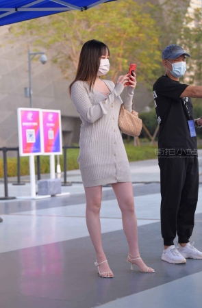 凉高跟美眉
