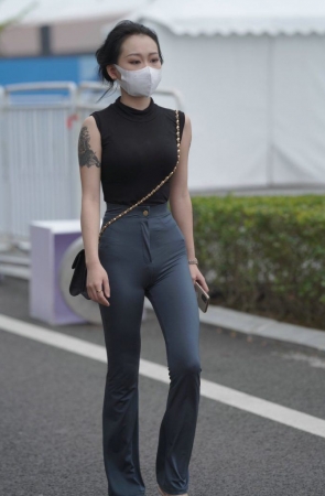 修身装好身材纹身 [81P-990MB]