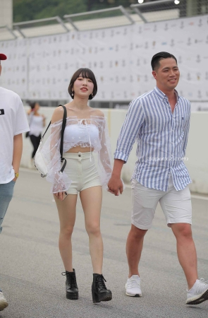 可爱女孩