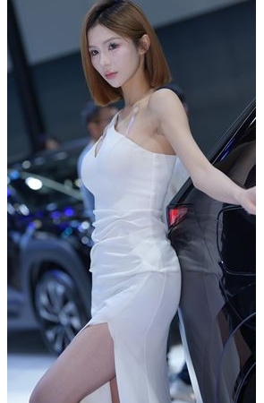 白裙车模美女(37P)