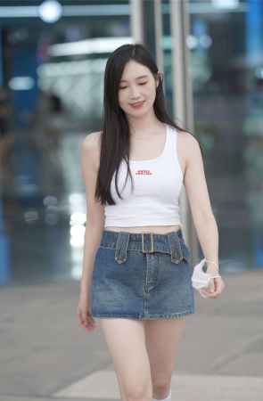 牛仔裙清爽气质