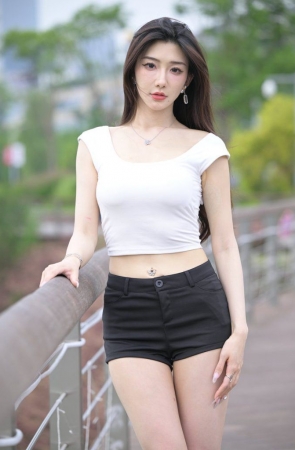 简单黑白搭配 [210P-3.72GB]