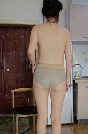 学妹第5集-乳贴肉丝身材太火辣手机4K3min 11P