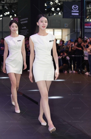 231121-5=77√车展的美腿小仙女 13P