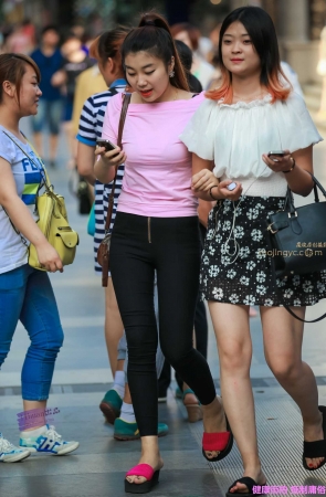 李欢原创--------黑裤，丰腴（15P）