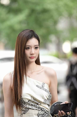 温婉气质女神 [190P-4.42GB]