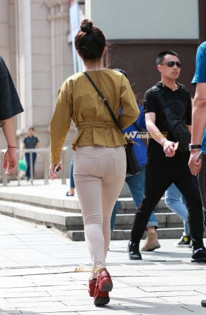 第1159篇&米裤修身，小美女&