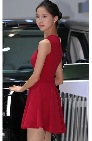 红色连衣裙模特小姐姐【套图+视频】