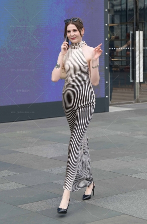 让人着迷的后背240706-4-62 15P