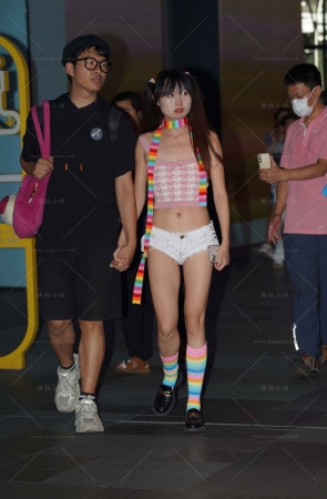 清凉妹子