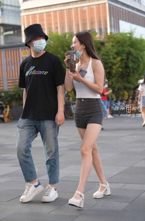 22528-3+70/热裤女友 13P