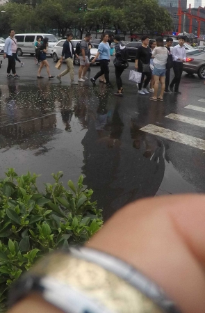 帅气短发也性感