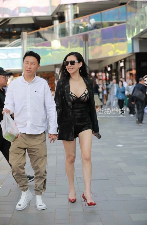红色高跟性感美女